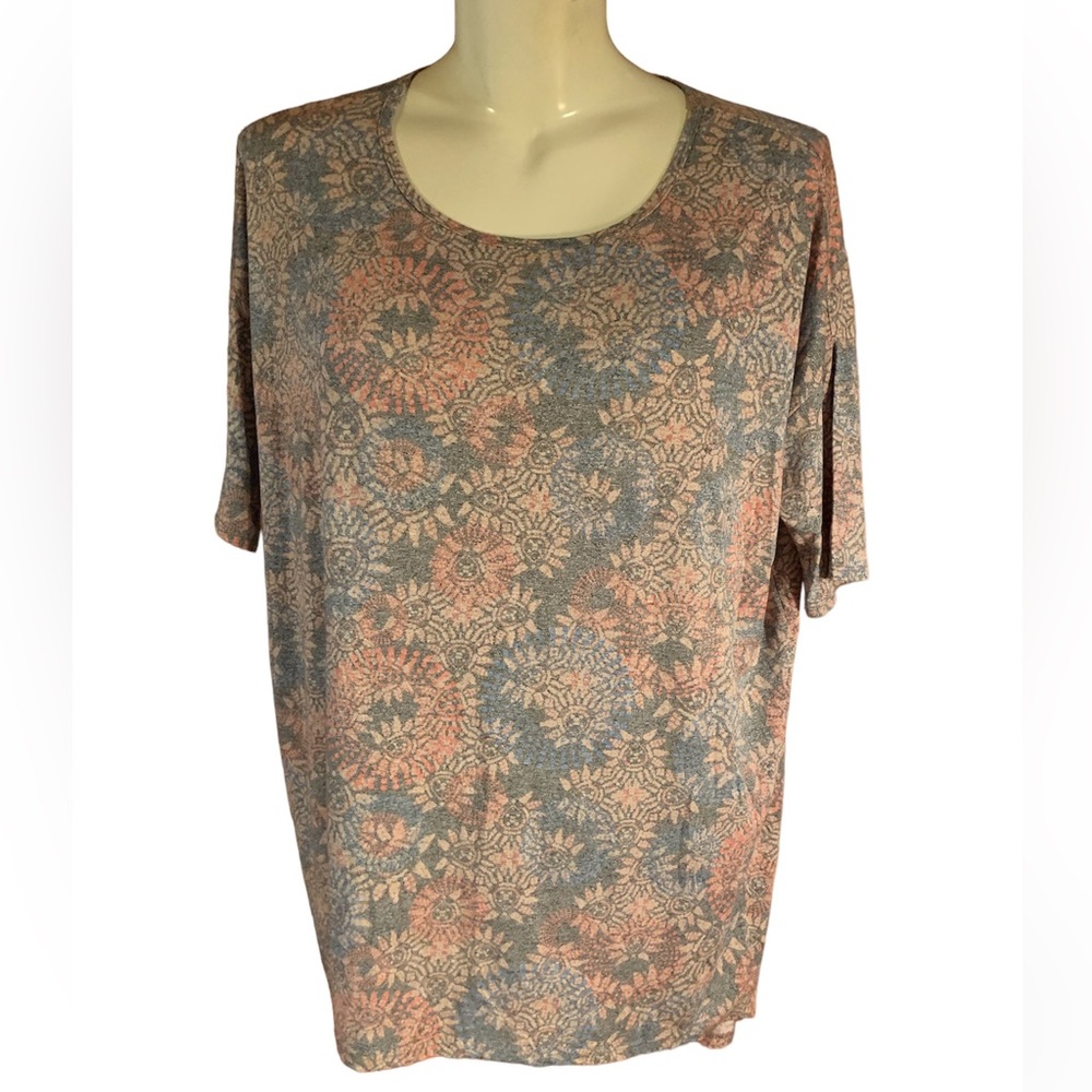 LulaRoe X Large Top Grey with Floral